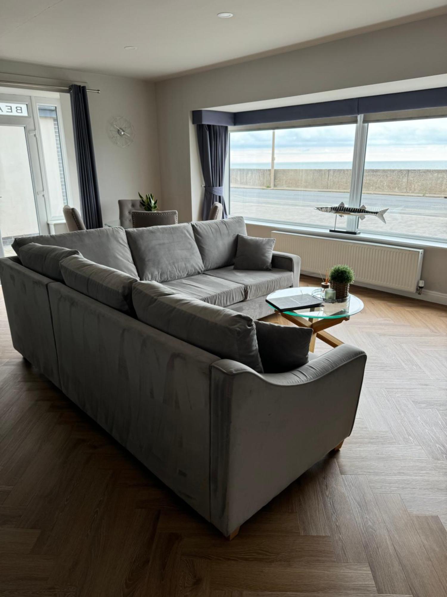 Beach House Apartment On Ground Floor With Sea View - Pet Friendly Cleveleys Zewnętrze zdjęcie